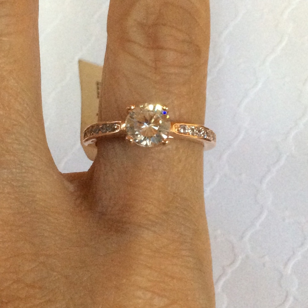 Rose Gold Sim. Diamond Solitaire Engagement Ring 7.5 - Picture 2 of 9